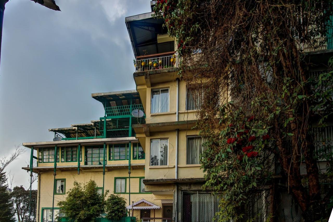 Muscatel Himalayan Resort - 400 Mts From Mall Road Darjeeling  Exterior photo